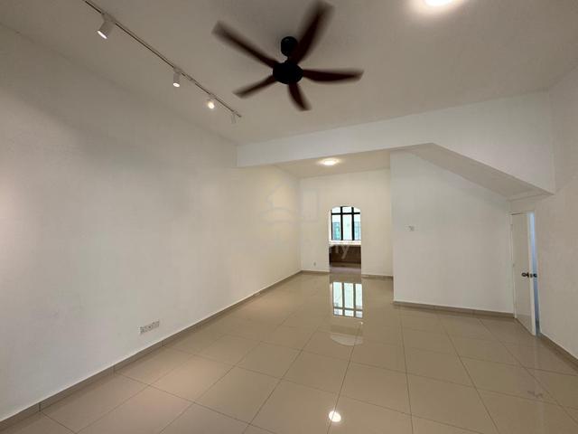 NICE HOUSE🔥Taman Perdana College Heights, Pajam, Nilai - Mantin 1