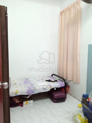 Bilik Single Bandar Putra 1