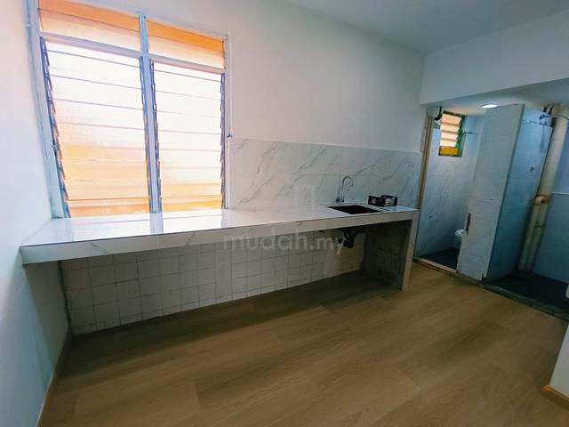 Temenggong flat kulai for sale 1