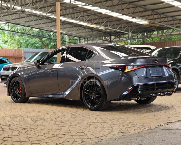 2022 Lexus IS300 2.0 F-SPORT RED LEATHER 360 CAM - 2