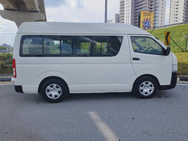 2009 Toyota Hiace 2.5 (m) Window Van High Roof - Cars For Sale In 