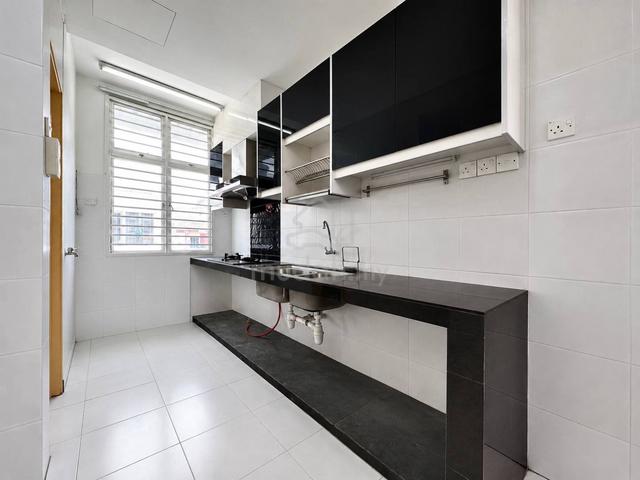 Bandar Saujana Putra SP 4 Townhouse (UPPER UNIT/EXTRA LAND/NEAR SURAU) 1