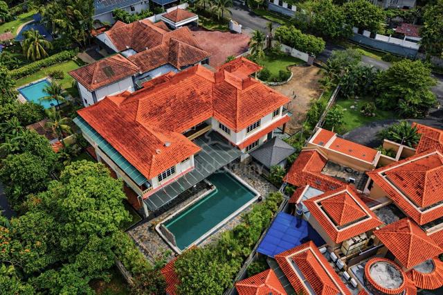 [20,139 SQFT] Double Storey Bungalow Country Heights, Kajang 1