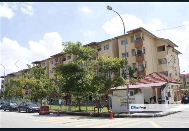 Merak Apartment (Shah Alam) 1