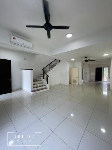 Below Market!! Double Storey House Sale@ Tropicana Aman Arahsia 1