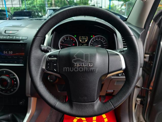 Isuzu D-MAX 2.5 VGS (M) PREMIUM 4X4 F/LIFT PERFECT - 4