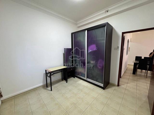 Prima Regency 1