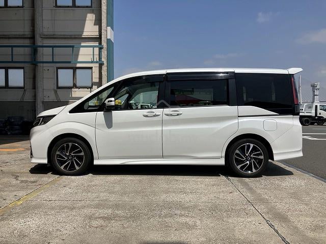 Honda STEPWAGON 1.5 SPADA COOL SPIRIT 2021 - 4