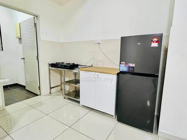 Savanna Executive Suite @ Southville City 1