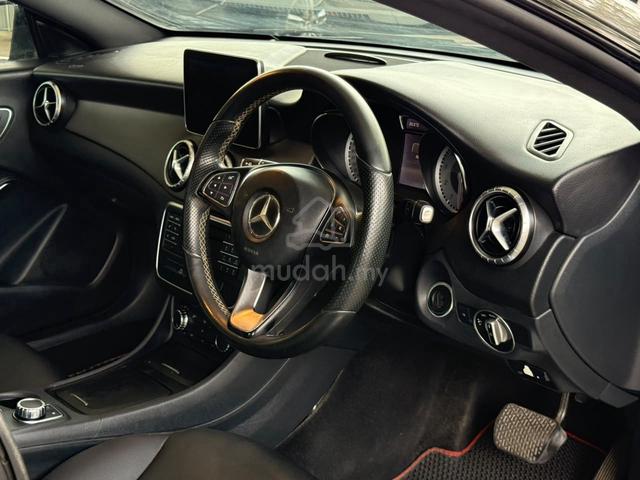2015 Mercedes Benz CLA200 1.6 AMG Sport (A) - 4