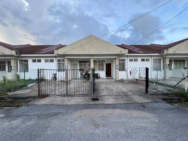 Rumah TERES SETINGKAT TAMAN SRI BUCU WAKAF TENGAH KUALA NERUS 1