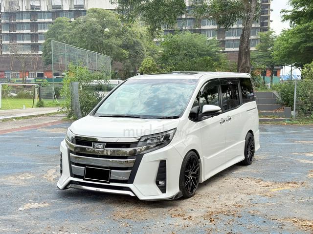 2017 Toyota NOAH 2.0 (A) SUNROOF - 2