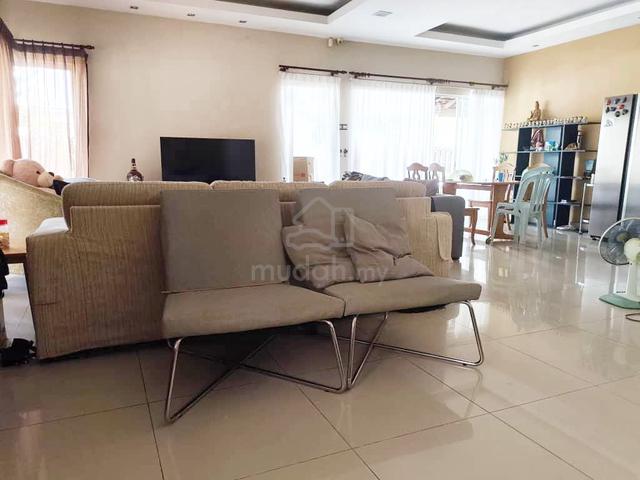 Lakedge Kota Kemuning, Freehold 1