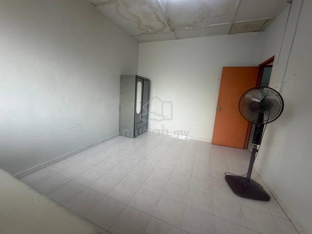 Taman Daya Jalan Rumbia Double Storey Low Cost For Sale 1