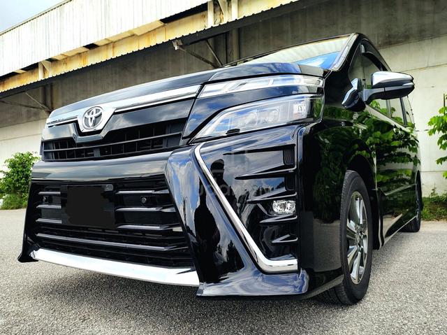 2021 Toyota VOXY 2.0 ZS KIRAMEKI III (A) - 2
