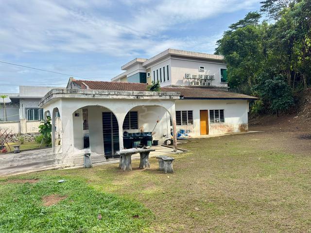 Banglo Setingkat Untuk Dijual (FOR SALE) Mantin,N.S Freehold 1