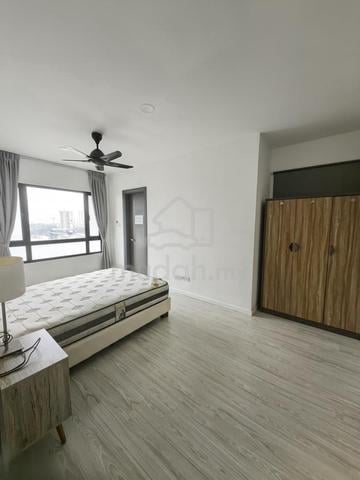 Suasana Suites Master Room Walking Distance To CIQ 1