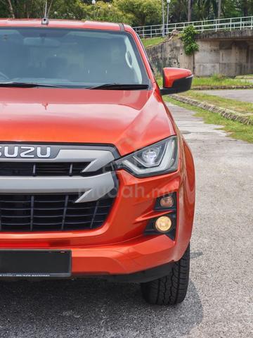 2022 Isuzu D-MAX AUTO PLUS 1.9L (A) TIP TOP - 3