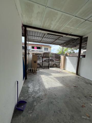 Jalan Lanjut / Desa Cemerlang / Fully Extend / Renovated / Aircond 1