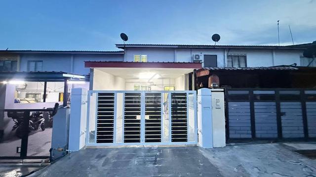 Rumah Teres 2 Tingkat di Taman Skudai Baru Untuk Dijual 1