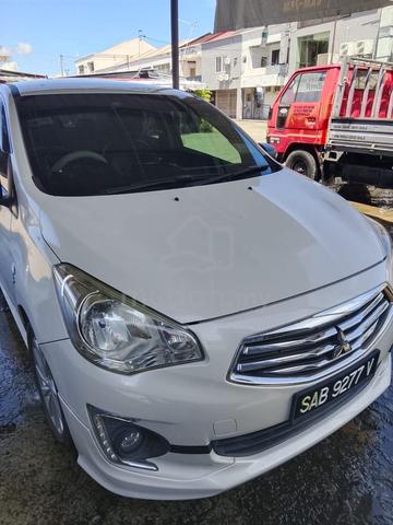 Mitsubishi Attrage 1.2 Auto SE - 3