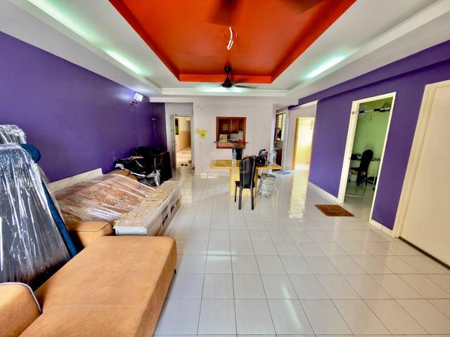 Zamrud Apartment 1