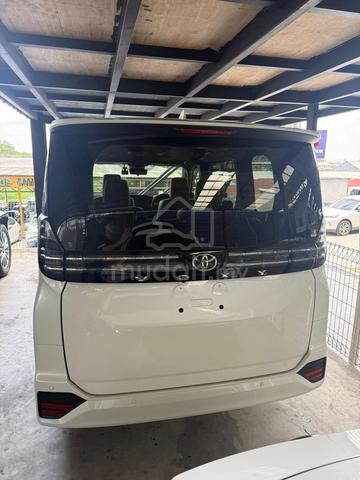 2022 Toyota VOXY 2.0 S-Z (A) - 3