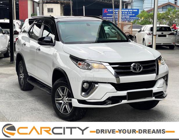 2019 Toyota FORTUNER 2.4 4X4 VRZ TRD - 1Y WARRANTY - 1
