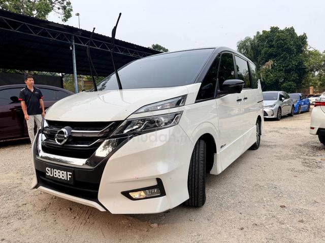 Nissan SERENA 2.0 PREMIUM HIGHWAY STAR C26 - 2