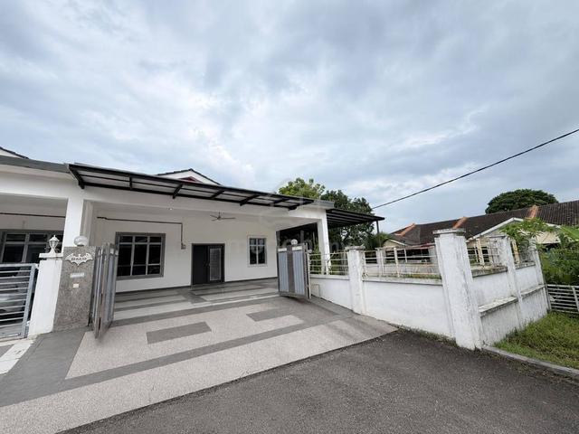Taman Putri Kulai Corner Lot 3,377 sqft Fully Renovated 1