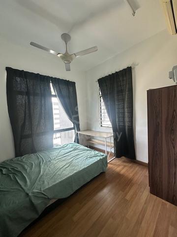[Amaya Maluri Residence] Middle Room for Rent (READY MOVE IN!!!) 1