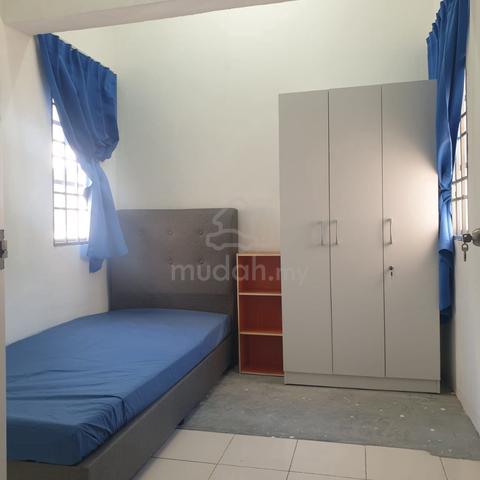 Single Rooms - Female Chinese Malay Indo Bandar Puteri Klang Sentosa 1