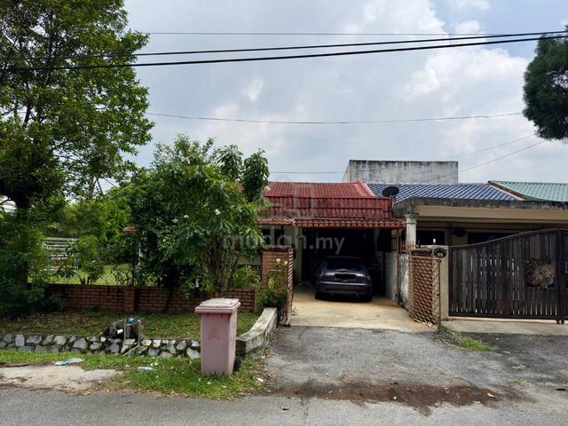 CORNER LOT‼️ 1-STOREY TERRACE SEKSYEN 14, Petaling jaya 1