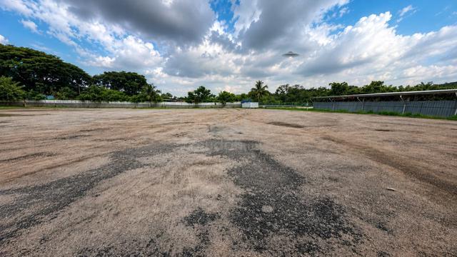 SUNGAI TIRAM, 2 ACRE, INDUSTRIAL USE FLAT Agricultural Land FOR RENT 1