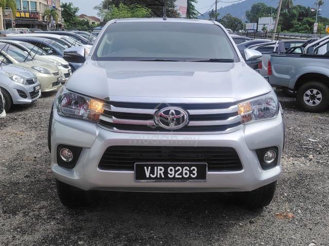 2017 Toyota HILUX 2.4 G VNT (A) - 1
