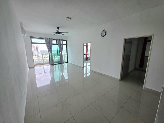 Parc Regency 1