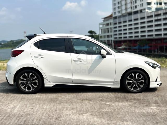 2015 Mazda 2 H/BACK HUD,P/SHIFT R/CAMERA WARRANTY - 5