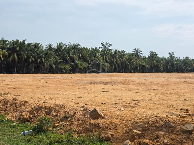 Kapar Industrial Land to Let 1