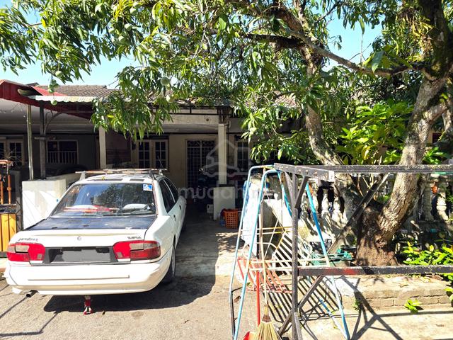Low Cost Single Storey House At Taman Melur, Batu Gajah, Perak. 1
