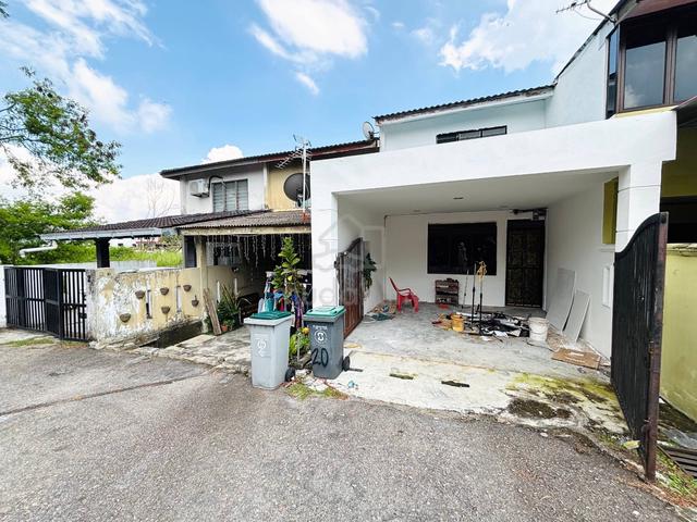 FULL LOAN! Rumah Cantik Double Storey Taman Desa Jaya, Tebrau 1