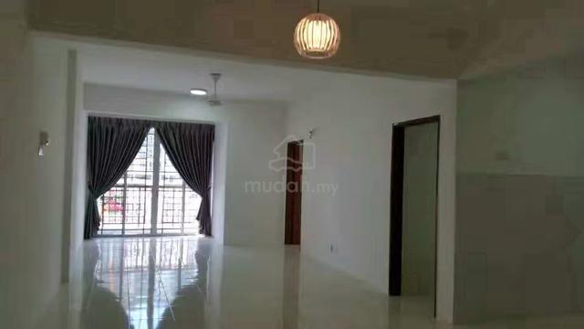 Green Suria Apartment 1