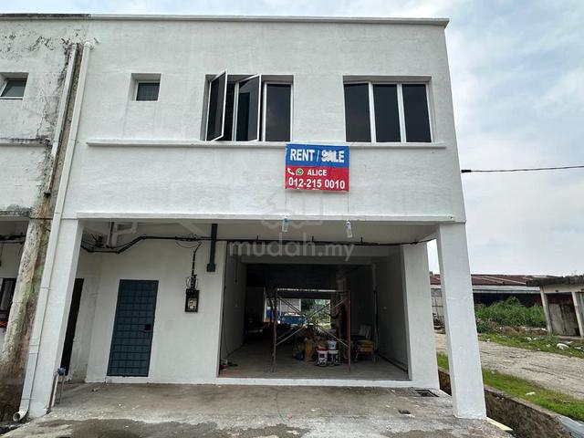 Shop lot / Factory Bukit beruntung Bukit Sentosa Opp Main Road 1
