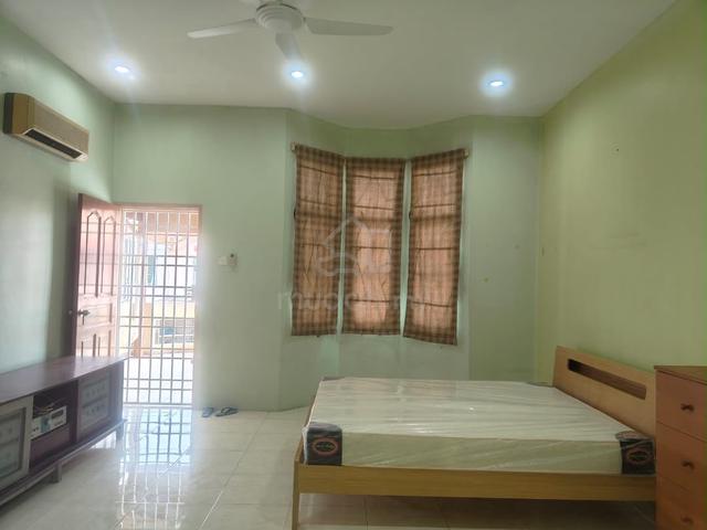 Taman Bukit Minyak Indah (2-Storey Terrace) Full Furnish For Rent) 1