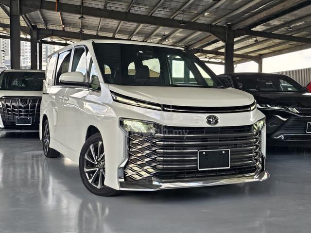 ORI LOW MILEAGE 2023 Toyota VOXY 2.0 S-Z (A) - 1