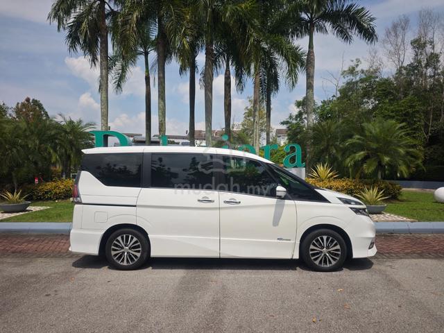 Dec 2021 Nissan SERENA HYBRID 2.0L (A) - 4