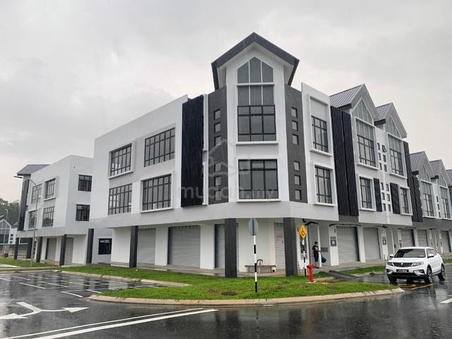 Kota Masai Ixora 2nd Floor Corner Lot Shop For Rent 1