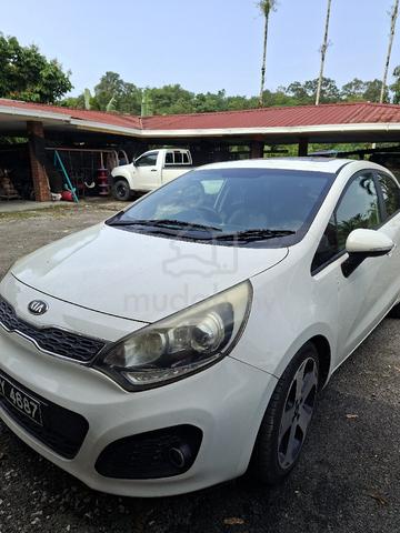 2015 Kia RIO 1.4 EX (A) - 1