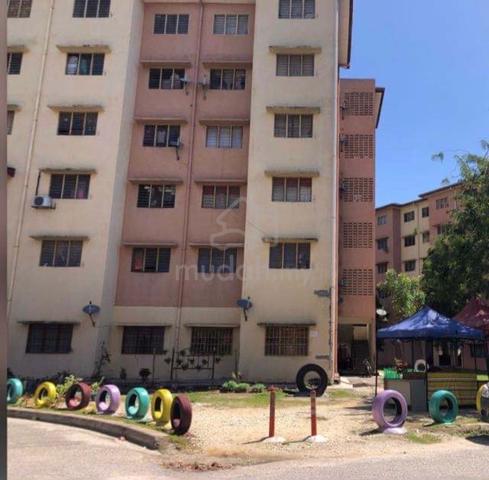 Flat PKNS Seksyen 7 Shah Alam 1