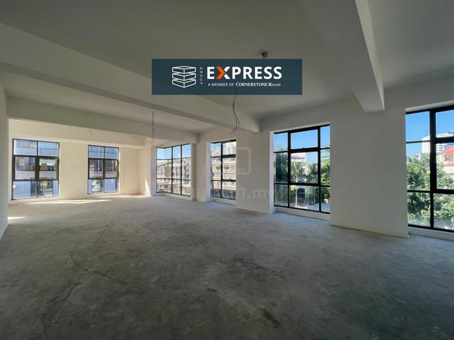 Four Storey Shoplot Corner Unit at Times Square, Miri 1