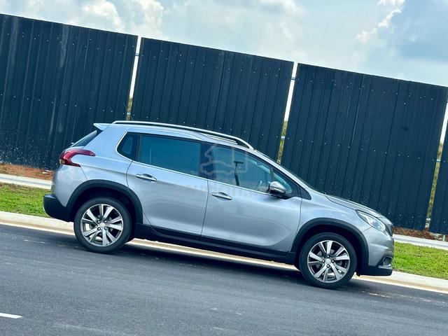 Peugeot 2008 1.2 PURETECH🔥 - 2